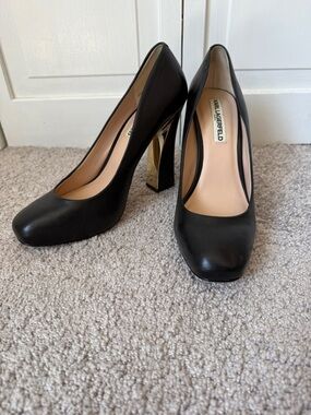 Karl Lagerfeld Black Leather Pumps with Gold Block Heel